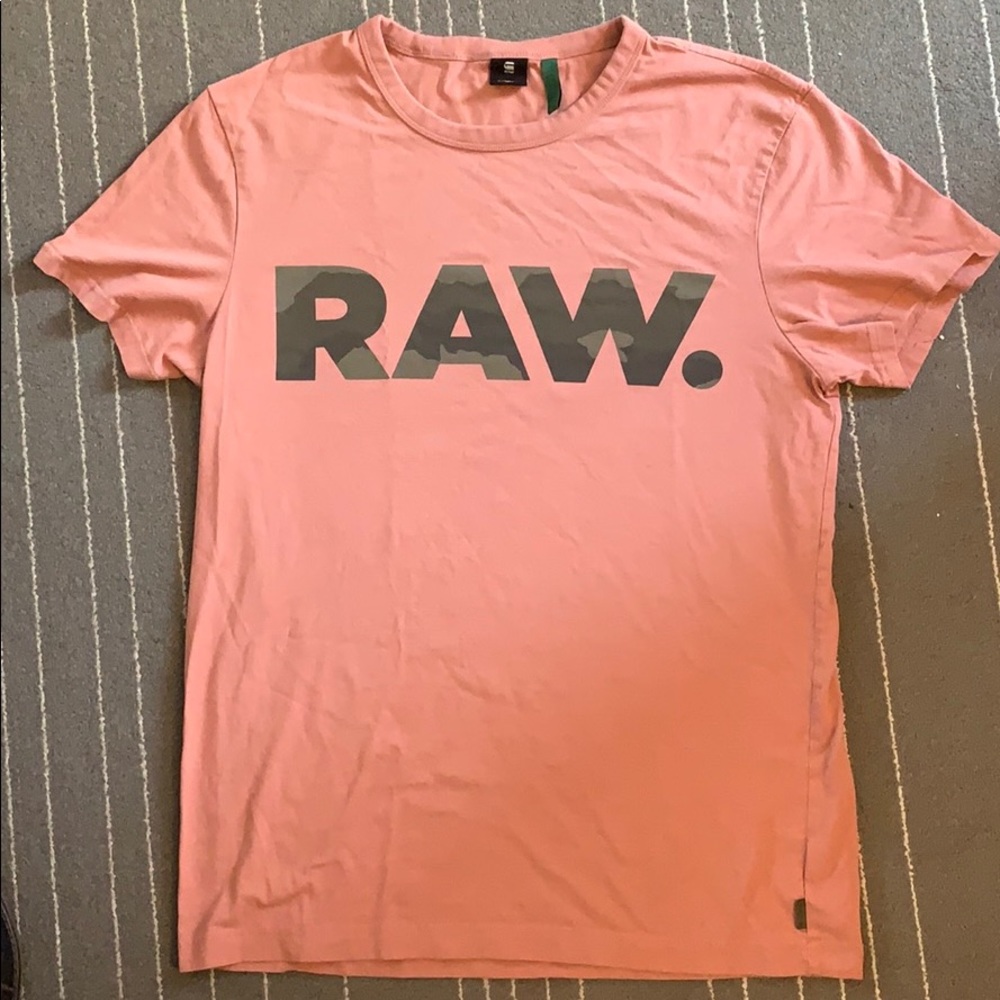 G-Star men’s Large T Shirt.  Camo writing.